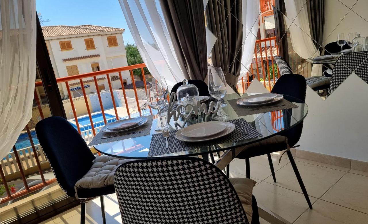 Sunny Apartament Near La Mata Beach ตอร์เรเวียคา ภายนอก รูปภาพ