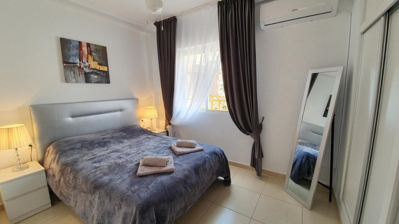 Sunny Apartament Near La Mata Beach ตอร์เรเวียคา ภายนอก รูปภาพ