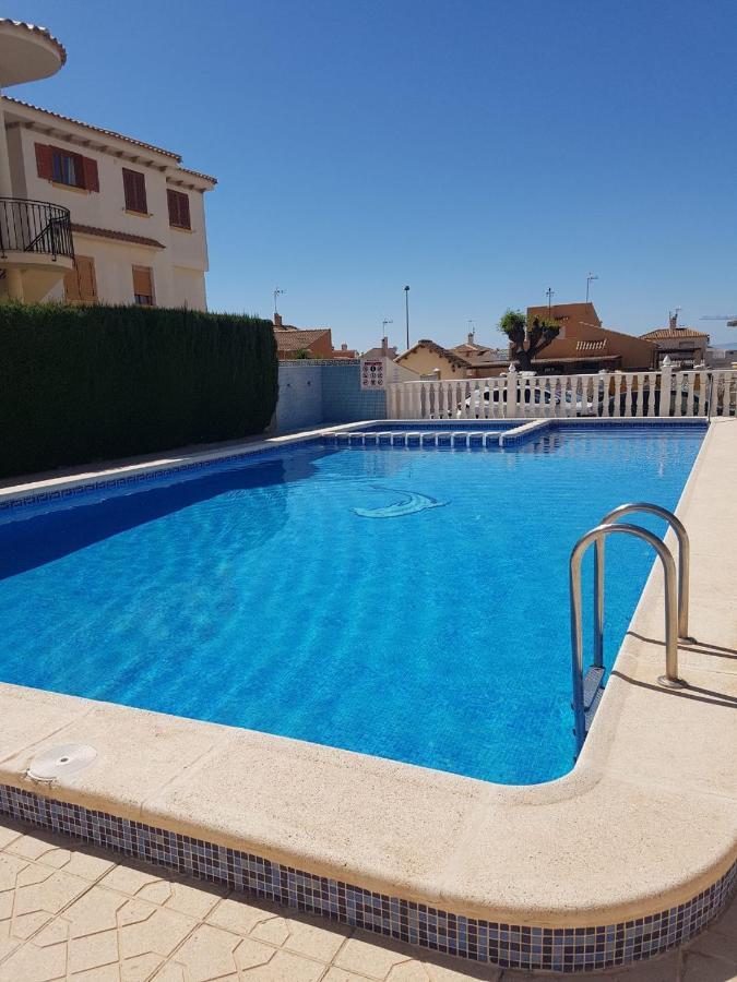 Sunny Apartament Near La Mata Beach ตอร์เรเวียคา ภายนอก รูปภาพ
